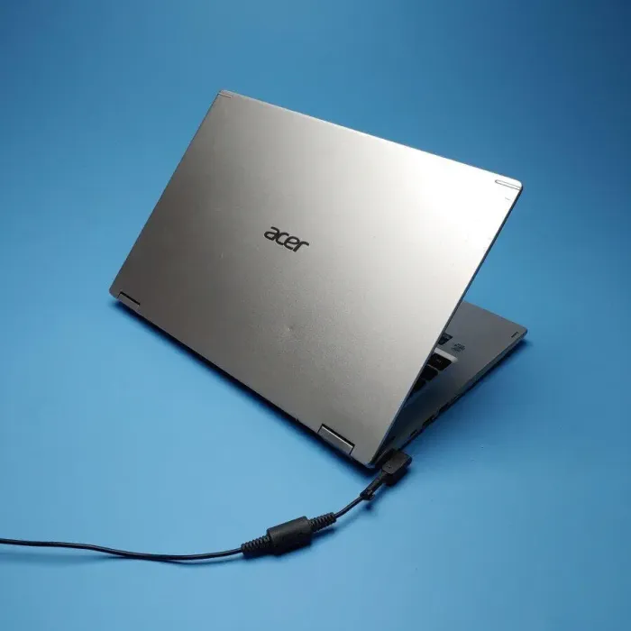 Ноутбук-трансформер Б-клас Acer Spin 3 SP314-54N / 14" (1920x1080) IPS Touch / Intel Core i5-1035G4 (4 (8) ядра по 1.1 - 3.7 GHz) / 8 GB DDR4 / 256 GB SSD / Intel Iris Plus Graphics / WebCam / Win 11 Home б/в - зображення 5