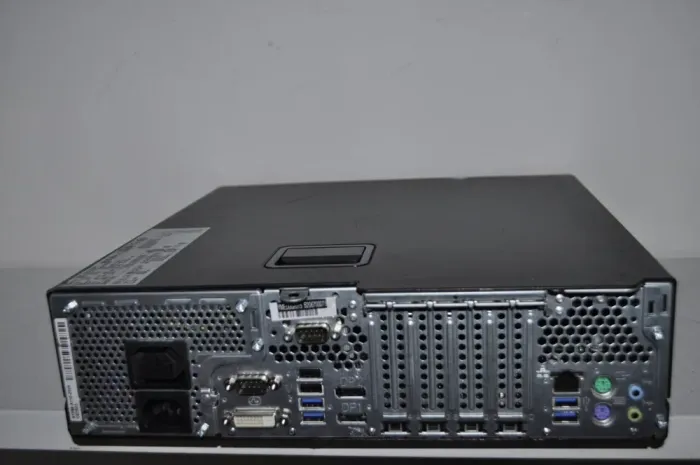 Комп'ютер Fujitsu Esprimo D757 E90+ SFF / Intel Core i5-6500 (4 ядра по 3.2 - 3.6 GHz) / 8 GB DDR4 / 120 GB SSD NEW / Intel HD Graphics 530 / DVI б/в - зображення 5