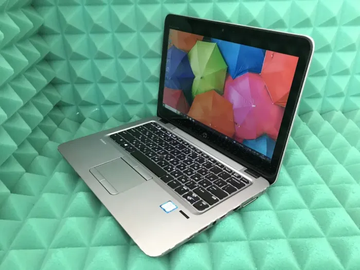 Нетбук Б-клас HP EliteBook 820 G3 / 12.5" (1920x1080) IPS / Intel Core i7-6600U (2 (4) ядра по 2.6 - 3.4 GHz) / 8 GB DDR4 / 240 GB SSD / Intel HD Graphics 520 / WebCam / DisplayPort б/в - зображення 2