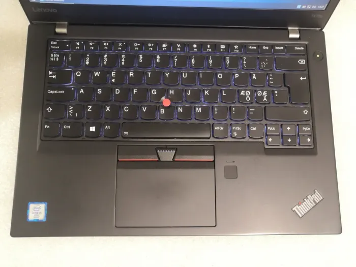 Ультрабук Б-клас Lenovo ThinkPad / 14" TN / Core i5-6300U (2(4) ядра 2.4-3GHz) / 8GB DDR4 / 256GB SSD / HD Graphics 520 / WebCam / HDMI б/в - зображення 3
