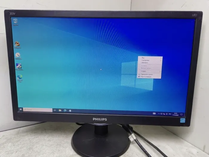 Монітор Б-клас Philips 203V / 20" (1600x900) TN / 1x VGA / VESA 100x100 / Кабелі в комплекті б/в - зображення 2