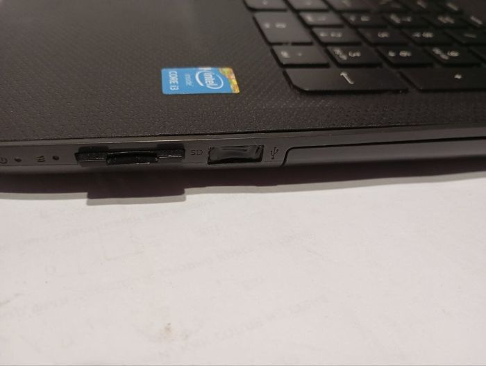 Ноутбук Б-клас HP 250 G4 / 15.6" (1366x768) TN / Intel Core i3-5005U (2 (4) ядра по 2.0 GHz) / 8 GB DDR3 / 128 GB SSD / AMD Radeon R5 M330, 2 GB DDR3, 64-bit / WebCam / АКБ не тримає б/в - зображення 5