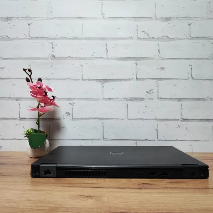 Ноутбук Dell Latitude 5480 / 14" (1366x768) TN / Intel Core i5-7300U (2 (4) ядра по 2.6 - 3.5 GHz) / 16 GB DDR4 / 256 GB SSD / Intel HD Graphics 620 / WebCam б/в - зображення 7