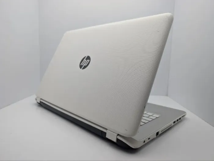 Ноутбук HP 17-1245ng / 17.3" (1600x900) TN / AMD A6-6310 (4 ядра по 1.8 - 2.4 GHz) / 8 GB DDR3 / 120 GB SSD / AMD Radeon R4 Graphics / WebCam / DVD-ROM б/в - зображення 7