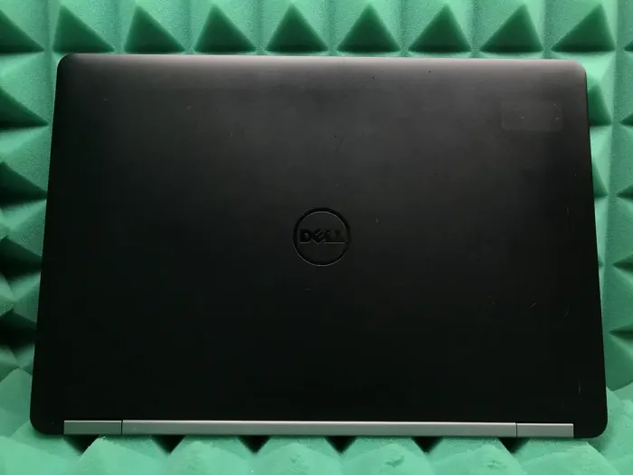 Ультрабук Dell Latitude E5470 / 14" (1366x768) TN / Core i5-6300U (2 (4) ядра по 2.4 - 3.0 GHz) / 8 GB DDR4 / 180 GB SSD / HD Graphics 520 / WebCam/ Win 10 б/в - зображення 5