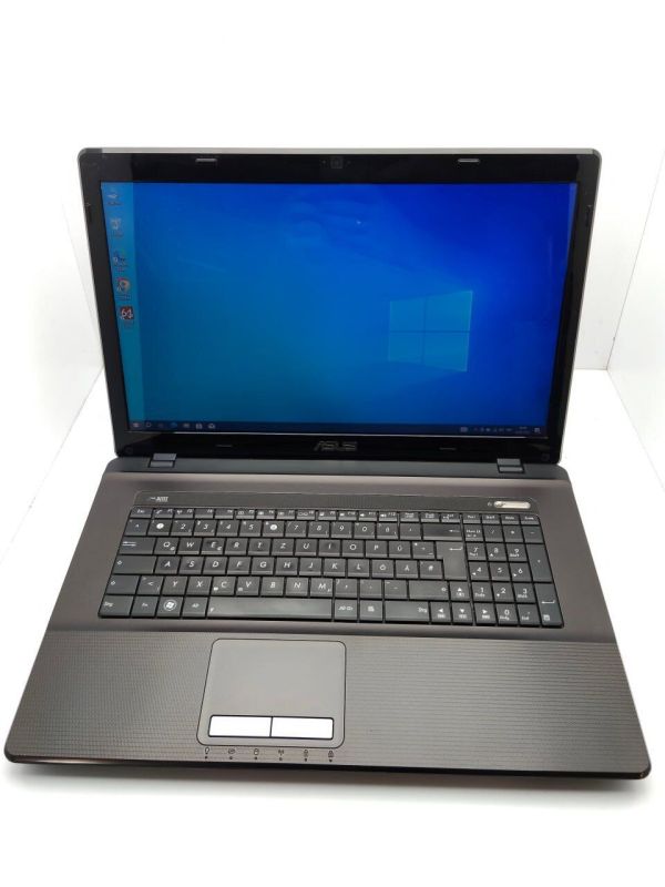 Ноутбук Asus K73 / 17.3" (1600x900) TN / AMD A6-3420M (4 ядра по 1.5 - 2.4 GHz) / 6 GB DDR3 / 120 GB SSD / AMD Radeon HD 7670M, 1 GB GDDR3, 128-bit / WebCam б/в - зображення 2