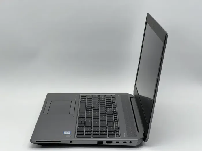 Мобільна робоча станція HP ZBook 15 G5 / 15.6" (1920x1080) IPS / Intel Core i7-8850H (6 (12) ядер по 2.6 - 4.3 GHz) / 32 GB DDR4 / 480 GB SSD / nVidia Quadro P2000, 4 GB GDDR5, 128-bit / WebCam б/в - зображення 4