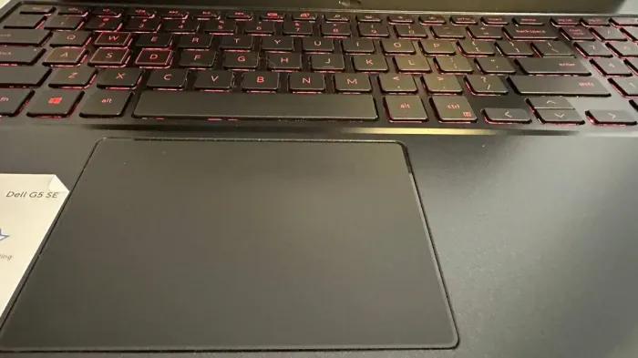 Ігровий ноутбук Dell G5 5505 / 15,6" (1920x1080) IPS / AMD Ryzen 5 4600H (6 (12) ядер по 3,0 - 4,0 ГГц) / 16 ГБ DDR4 / 256 ГБ SSD + 256 ГБ SSD / AMD Radeon RX 5600M, 6 ГБ GDDR6, 192-біт / Веб-камера б/в - изображение 9