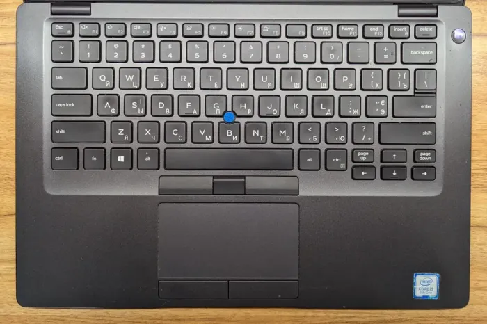 Ультрабук Dell Latitude 5400 / 14" (1366x768) TN / Intel Core i5-8265U (4 (8) ядра по 1.6 - 3.9 GHz) / 16 GB DDR4 / 480 GB SSD / Intel UHD Graphics 620 / WebCam / Windows 10 б/в - зображення 3