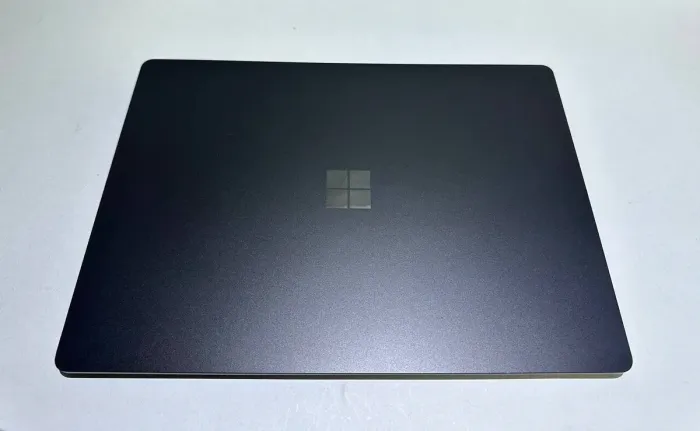 Ультрабук Microsoft Surface laptop 4 Model 1951 / 13.5" (2256x1504) IPS Touch / Intel Core i5-1145G7 (4 (8) ядра по 2.6 - 4.4 GHz) / 16 GB DDR4 / 512 GB SSD M.2 / Intel Iris Xe Graphics / WebCam б/в - зображення 5