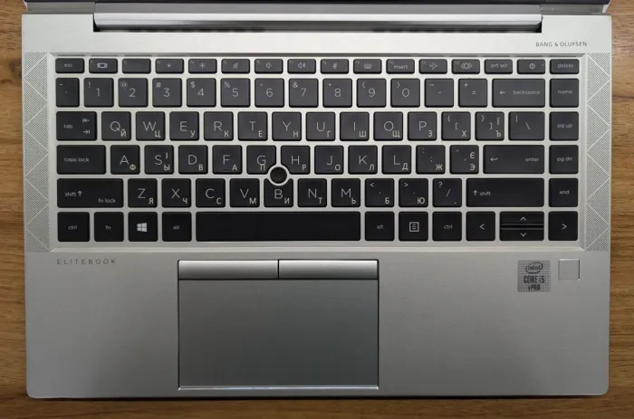 Ультрабук HP EliteBook 840 G7 / 14" (1920x1080) IPS Touch / Intel Core i5-10310U (4 (8) ядра по 1.7 - 4.4 GHz) / 16 GB DDR4 / 256 GB SSD / Intel UHD Graphics / WebCam / TouchID / Windows 10 б/в - зображення 3