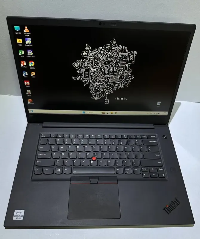Мобільна робоча станція Lenovo ThinkPad P1 Gen3 / 15.6" (1920x1200) IPS / Intel Core i9-10885H (8 (16) ядер по 2.4 - 5.3 GHz) / 32 GB DDR4 / 256 GB SSD + 256 GB SSD / nVidia Quadro T2000, 4 GB GDDR5, 128-bit / WebCam б/в - зображення 2