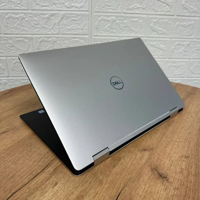 Ігровий ультрабук-трансформер Б-клас Dell XPS 15 9575 / 15.6" (1920x1080) IPS Touch / Intel Core i7-8705G (4 (8) ядра по 3.1 - 4.1 GHz) / 16 GB DDR4 / 512 GB SSD / AMD Radeon RX Vega M GL, 4 GB HBM2, 1024-bit / WebCam б/в - зображення 6