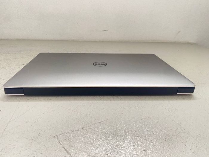 Ультрабук Б-клас Dell XPS 13 9360 / 13.3" (1920x1080) IPS / Intel Core i5-7200U (2 (4) ядра по 2.5 - 3.1 GHz) / 8 GB DDR3 / 256 GB SSD / Intel HD Graphics 620 / WebCam б/в - зображення 3