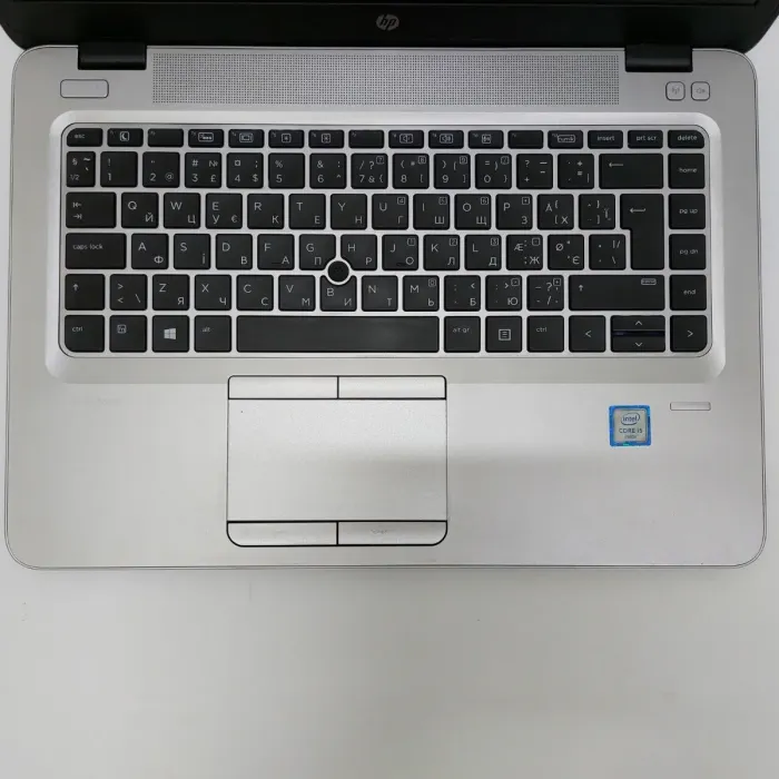 Ноутбук Б-клас HP EliteBook 840 G3 / 14" (1366x768) TN / Intel Core i5-6200U (2 (4) ядра по 2.3 - 2.8 GHz) / 16 GB DDR4 / 256 GB SSD / Intel HD Graphics 520 / WebCam б/в - зображення 3