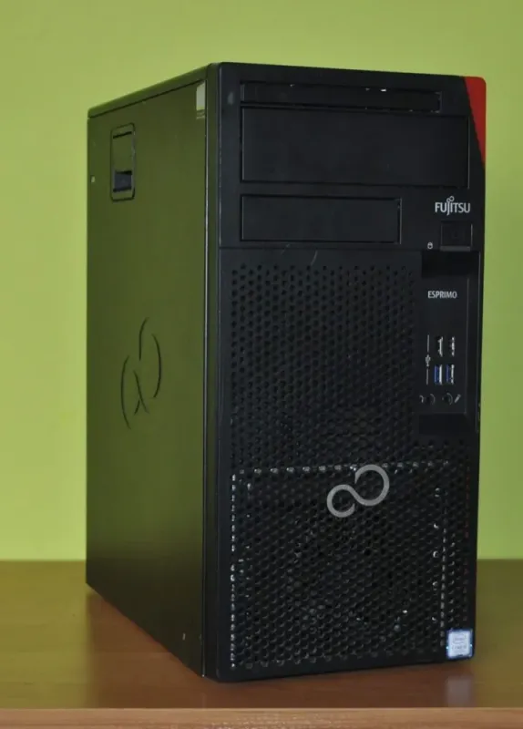 Комп'ютер Б-клас Fujitsu Esprimo P957 E90 Tower / Intel Core i5-6500 (4 ядра по 3.2 - 3.6 GHz) / 8 GB DDR4 / 120 GB SSD + 250 GB HDD / Intel HD Graphics 530 б/в - зображення 4
