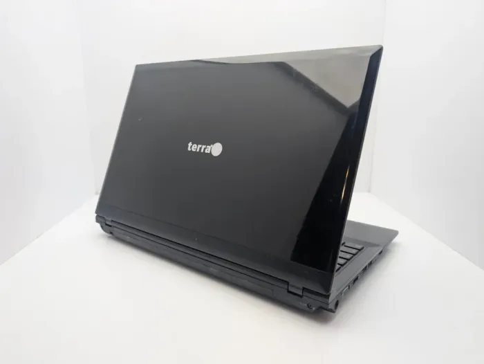 Ноутбук Terra Mobile 1528 / 15.6" (1366x768) TN / Intel Pentium B940 (2 ядра по 2.0 GHz) / 6 GB DDR3 / 320 GB HDD / Intel HD Graphics / WebCam б/в - зображення 8