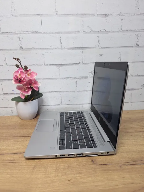 Ультрабук HP EliteBook 735 G6 / 14" (1920x1080) TN / AMD Ryzen 5 Pro 3500U (4 (8) ядра по 2.1 - 3.7 GHz) / 16 GB DDR4 / 256 GB SSD / AMD Radeon RX Vega 8 Graphics / WebCam б/в - зображення 6