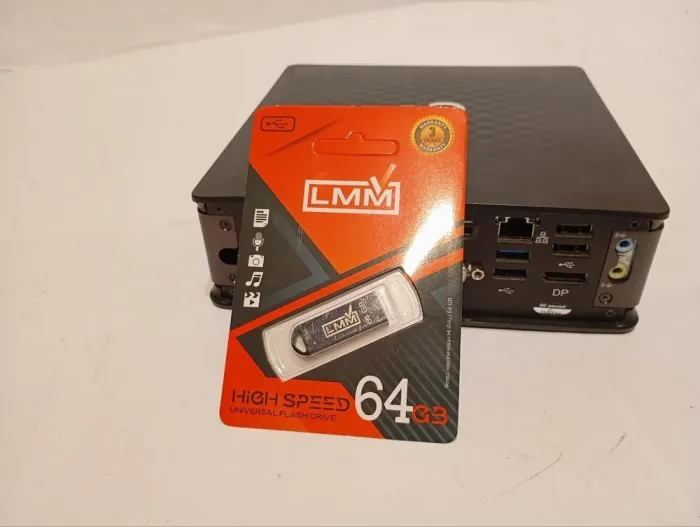 Неттоп Fujitsu Esprimo Q510 USFF / Intel Core i5-3570S (4 ядра по 3.1 - 3.8 GHz) / 8 GB DDR3 / 256 GB SSD / Intel HD Graphics 2500 б/в - зображення 6