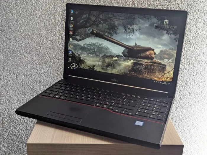 Ноутбук Б-клас Fujitsu LifeBook E556 / 15.6" (1920x1080) TN / Intel Core i7-6500U (2 (4) ядра по 2.5 - 3.1 GHz) / 16 GB DDR4 / 360 GB SSD / Intel HD Graphics 520 / WebCam б/в - зображення 5