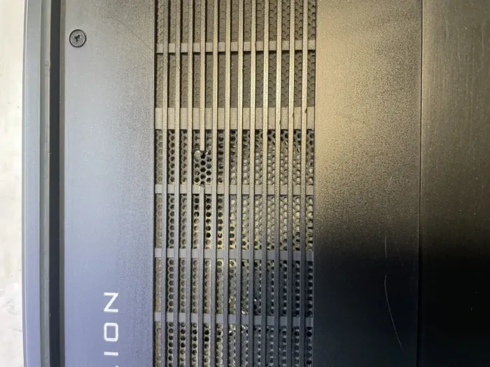 Ігровий ноутбук Б-класу HP Pavilion Gaming 15-ec0013dx / 15,6" (1920x1080) IPS / AMD Ryzen 5 3550H (4 (8) ядер по 2,1 - 3,7 ГГц) / 16 ГБ DDR4 / 960 ГБ SSD NVMe / nVidia GeForce GTX 1050, 3 ГБ GDDR5, 96-біт / Веб-камера б/в - зображення 7