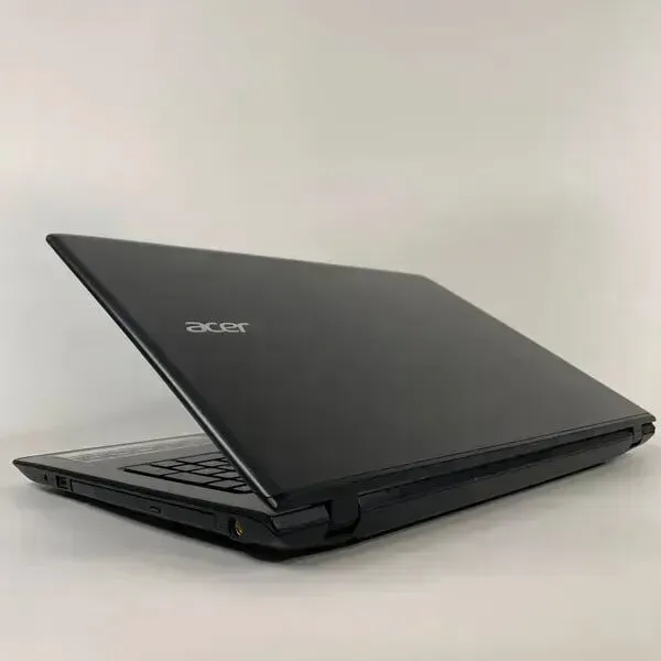 Ноутбук Б-клас Acer Aspire E5-576G / 15.6" (1366x768) TN / Intel Core i5-8250U (4 (8) ядра по 1.6 - 3.4 GHz) / 16 GB DDR3 / 512 GB SSD / nVidia GeForce MX150, 2 GB GDDR5, 64-bit / WebCam / HDMI б/в - зображення 8