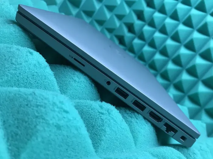 Ультрабук Б-клас Dell Latitude 5420 / 14" (1920x1080) IPS / Intel Core i5-1145G7 (4 (8) ядра по 2.6 - 4.4 GHz) / 8 GB DDR4 / 256 GB SSD M.2 / Intel Iris Xe Graphics / WebCam / USB 3.2 / HDMI / Windows 10 б/в - зображення 6