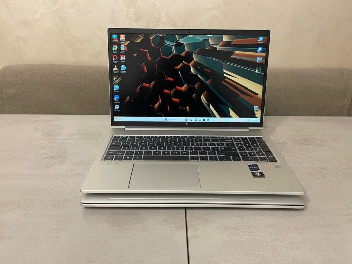 Ультрабук Б-клас HP EliteBook 650 G9 / 15.6" (1920x1080) IPS / Intel Core i5-1245U (10 (12) ядер 3.3 - 4.4 GHz) / 16 GB DDR4 / 256 GB SSD M.2 / Intel Iris Xe Graphics / Fingerprint / WebCam б/в - зображення 2