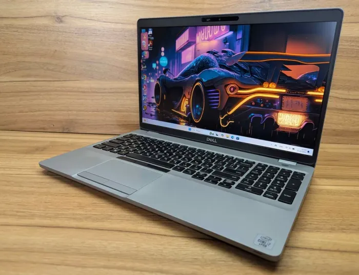 Мобільна робоча станція Dell Precision 3550 / 15.6" (1920x1080) IPS / Intel Core i7-10610U (4 (8) ядра по 1.8 - 4.9 GHz) / 16 GB DDR4 / 512 GB SSD / nVidia Quadro P520, 2 GB GDDR5, 64-bit / WebCam / Windows 11 б/в - зображення 5