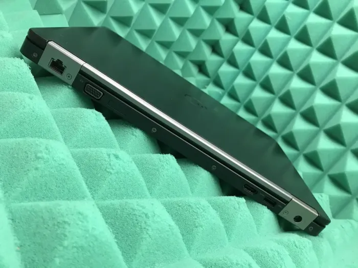 Ультрабук Б-класс Dell Latitude E5470 / 14" TN / Intel Core i5-6300U (2(4) ядра по 2.4-3 GHz) / 8GB DDR4 / 180GB SSD / HD Graphics 520 / WebCam / HDMI / Win 10 б/в - зображення 9