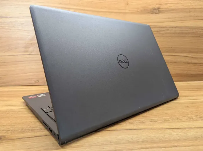 Ультрабук Dell Inspiron 15 3535 / 15.6" (1920x1080) IPS / AMD Ryzen 7 7730U (8 (16) ядер по 2.0 - 4.5 GHz) / 16 GB DDR4 / 512 GB SSD / AMD Radeon RX Vega 8 / WebCam / Windows 11 б/в - зображення 6