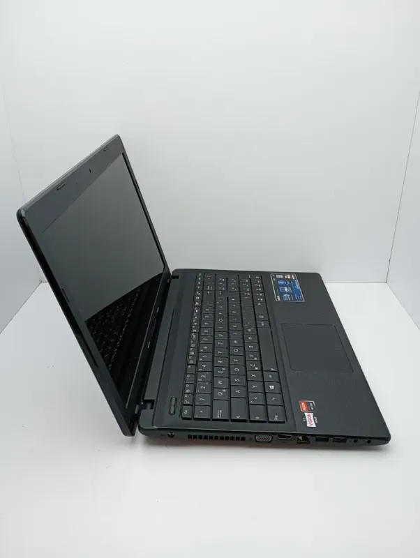 Ноутбук Asus X55 / 15.6" (1366x768) TN / AMD E2-1800 (2 ядра по 1.7 GHz) / 4 GB DDR3 / 320 GB HDD / AMD Radeon HD 7340 Graphics / WebCam б/в - зображення 5
