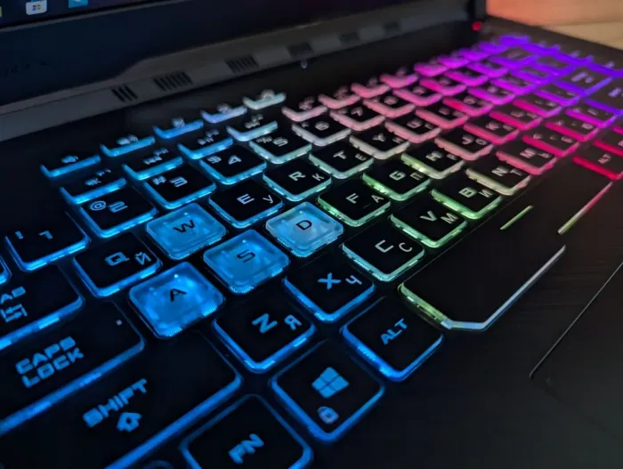 Ігровий ноутбук Asus ROG Strix G512L / 15.6" (1920x1080) IPS / Intel Core i7-10870H (8 (16) ядер по 2.2 - 5.0 GHz) / 16 GB DDR4 / 512 GB SSD / nVidia GeForce RTX 2060, 6 GB GDDR6, 192-bit / HDMI / Windows 10 б/в - зображення 7