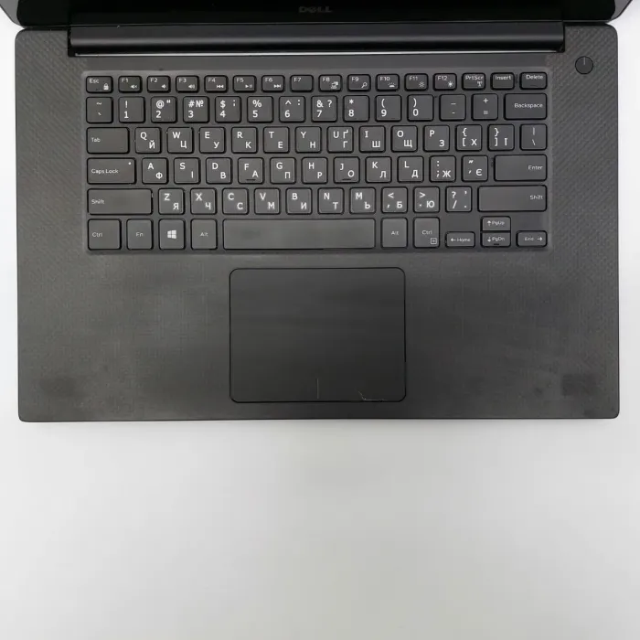 Мобільна робоча станція Dell Precision 5510 / 15.6" (3840x2160) IPS Touch / Intel Core i7-6820HQ (4 (8) ядра по 2.7 - 3.6 GHz) / 16 GB DDR4 / 256 GB SSD / nVidia Quadro M1000M, 2 GB GDDR5, 128-bit / WebCam б/в - зображення 3