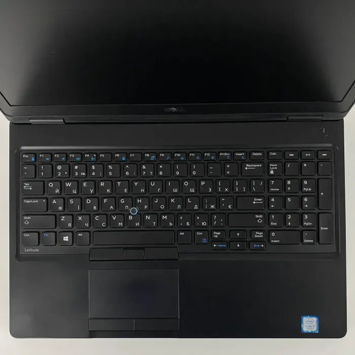 Ноутбук Б-клас Dell Latitude 5580 / 15.6" (1920x1080) IPS / Intel Core i5-7440HQ (4 ядра по 2.8 - 3.8 GHz) / 16 GB DDR4 / 240 GB SSD / nVidia GeForce 940MX, 2 GB GDDR5, 64-bit / WebCam / HDMI б/в - зображення 3