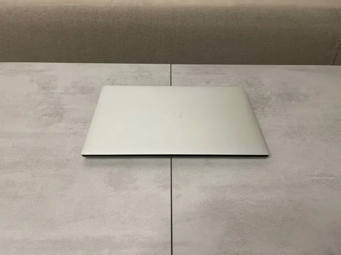 Мобільна робоча станція Dell Precision 5530 / 15.6" (1920x1080) IPS / Intel Core i7-8850H (6 (12) ядер по 2.6 - 4.3 GHz) / 16 GB DDR4 / 500 GB SSD M.2 / nVidia Quadro P1000, 4 GB GDDR5, 128-bit / WebCam / HDMI б/в - зображення 7