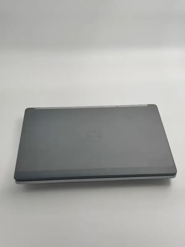 Мобільна робоча станція Б-клас Dell Precision 7510 / 15.6" (1920x1080) IPS / Intel Xeon E3-1535M v5 (4 (8) ядра по 2.9 - 3.8 GHz) / 16 GB DDR4 / 256 GB SSD / nVidia Quadro M2000M, 4 GB GDDR5, 128-bit б/в - зображення 7