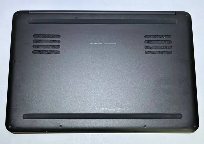 Ігровий ноутбук Б-клас Razer Blade 14 / 14" (1920x1080) IPS / Intel Core i7-7700HQ (4 (8) ядра по 2.8 - 3.8 GHz) / 16 GB DDR4 / 256 GB SSD / nVidia GeForce GTX 1060, 6 GB GDDR5, 192-bit / WebCam / Win 11 Home б/в - зображення 7