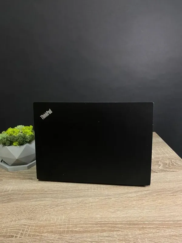 Ультрабук Б-клас Lenovo ThinkPad L13 Gen 2 / 13.3" (1920x1080) IPS / Intel Core i5-1135G7 (4 (8) ядра по 2.4 - 4.2 GHz) / 8 GB DDR4 / 256 GB SSD M.2 / Intel Iris X Graphics / WebCam / Win 10 б/в - зображення 3