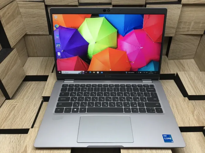 Ультрабук Б-клас Dell Latitude 5320 / 13.3" (1920x1080) IPS / Intel Core i5-1145G7 (4 (8) ядра по 2.6 - 4.4 GHz) / 16 GB DDR4 / 256 GB SSD M.2 / Intel Iris Xe Graphics / WebCam / USB 3.2 / HDMI / Windows 10 б/в - зображення 2