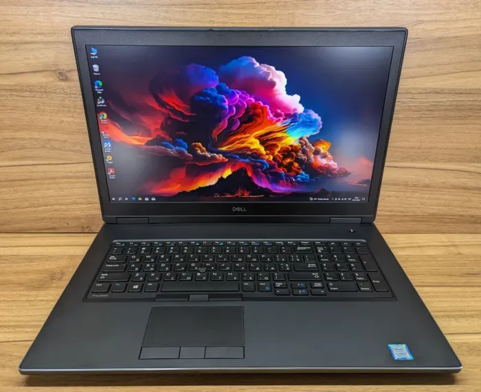 Мобільна робоча станція Dell Precision 7730 / 17.3" (1920x1080) IPS / Intel Core i7-8850H (6 (12) ядер по 2.6 - 4.3 GHz) / 32 GB DDR4 / 512 GB SSD + 512 GB HDD / nVidia Quadro P4200, 8 GB GDDR5, 256-bit / WebCam / Windows 10 б/в - зображення 2