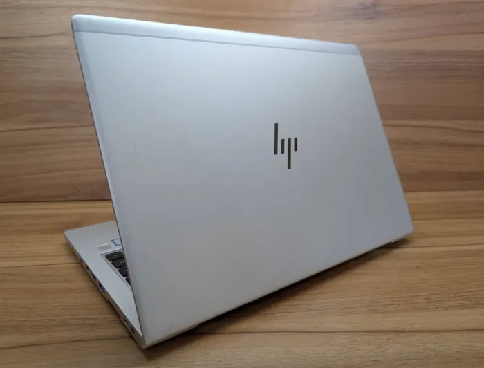 Ультрабук HP EliteBook 840 G5 / 14" (1920x1080) IPS / Intel Core i5-7300U (2 (4) ядра по 2.6 - 3.5 GHz) / 16 GB DDR4 / 512 GB SSD / Intel UHD Graphics 620 / WebCam / Fingerprint / Windows 10 б/в - зображення 7