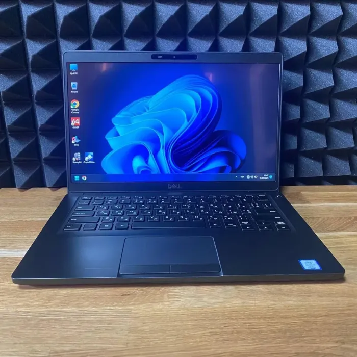 Ультрабук Dell Latitude 5400 / 14" (1920x1080) IPS Touch / Intel Core i5-8365U (4 (8) ядра по 1.6 - 4.1 GHz) / 16 GB DDR4 / 256 GB SSD / Intel UHD Graphics 620 / WebCam б/в - зображення 2