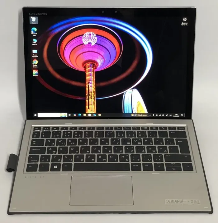 Ультратбук-трансформер HP Elite x2 1013 G3 / 13" (1920x1280) IPS Touch / Intel Core i5-8250U (4 (8) ядра по 1.6 - 3.4 GHz) / 8 GB DDR4 / 256 GB SSD / Intel UHD Graphics 620 / WebCam / Win 10 Pro б/в - зображення 2