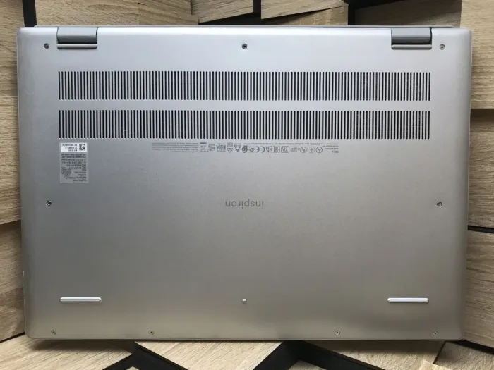 Ноутбук Б-клас Dell Inspiron 16 5620 / 16" (1920x1200) IPS / Intel Core i7-1255U (10 (12) ядер по 1.7 - 4.7 GHz) / 8 GB DDR4 / 240 GB SSD M.2 / Intel Iris Xe Graphics / WebCam / Fingerprint / USB 3.2 / HDMI / Windows 10 б/в - зображення 9