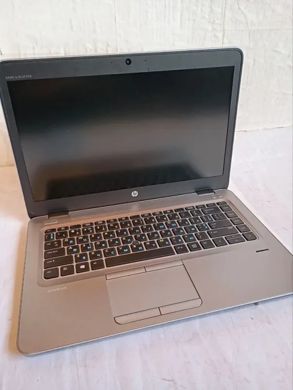 Ультрабук Б-клас HP EliteBook 840 G3 / 14" (1920x1080) TN / Intel Core i5-6300U (2 (4) ядра по 2.4 - 3.0 GHz) / 8 GB DDR4 / 120 GB SSD / Intel HD Graphics 520 / WebCam / Win 10 б/в - зображення 3