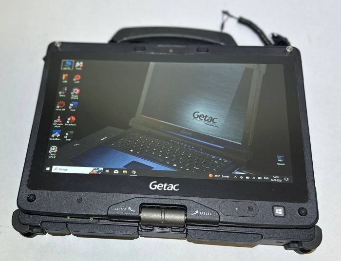 Захищений ноутбук-трансформер Getac V110 G2 / 11.6" (1366x768) IPS Touch / Intel Core i7-5500U (2 (4) ядра по 2.4 - 3.0 GHz) / 8 GB DDR3 / 128 GB SSD + 128 GB SSD / Intel HD Graphics 5500 / WebCam / / Win 10 Pro б/в - зображення 3