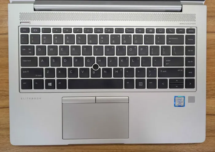 Ультрабук HP EliteBook 840 G5 / 14" (1920x1080) IPS / Intel Core i5-8350U (4 (8) ядра по 1.7 - 3.6 GHz) / 16 GB DDR4 / 512 GB SSD / Intel UHD Graphics 620 / TouchID / Windows 10 б/в - зображення 3