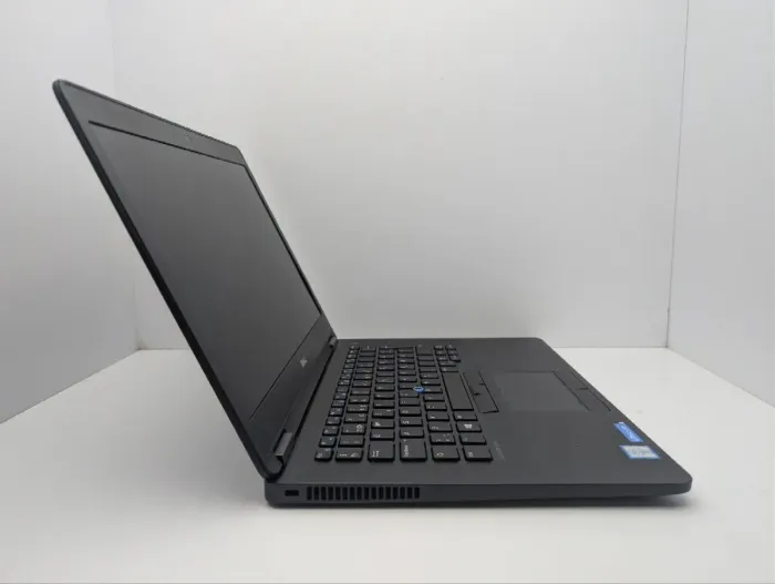Ноутбук Dell Latitude E7470 / 14" (1920x1080) IPS / Intel Core i5-6300U (2 (4) ядра по 2.4 - 3.0 GHz) / 8 GB DDR4 / 120 GB SSD / Intel HD Graphics 520 / WebCam б/в - зображення 4