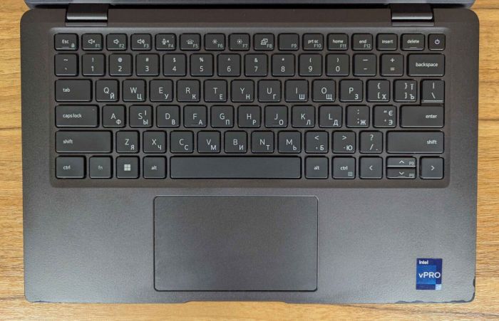 Ультрабук Dell Latitude 7430 / 14" (1920x1080) IPS / Intel Core i7-1265U (10 (12) ядер по 3.6 - 4.8 GHz) / 16 GB DDR4 / 480 GB SSD / Intel Iris Xe Graphics / WebCam / TouchID / Windows 11 б/в - зображення 3